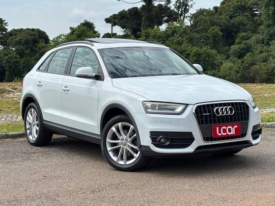 AUDI Q3 2.0 TFSI AMBIENTE QUATTRO 4P GASOLINA S TRONIC